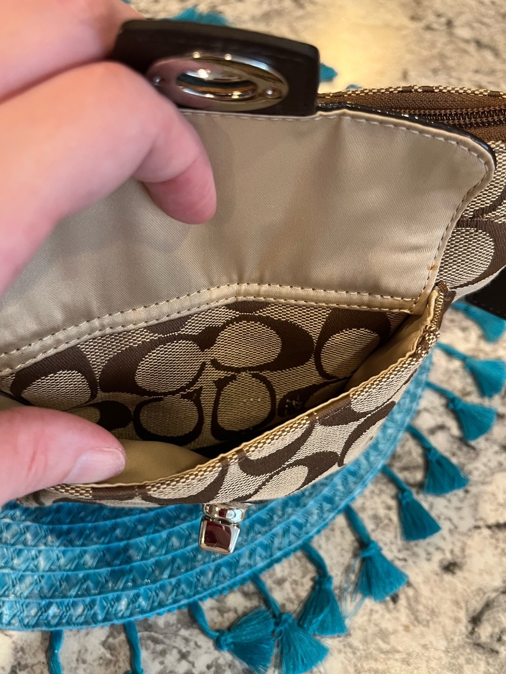 Coach Signature Crossbody - Picture 9 of 15